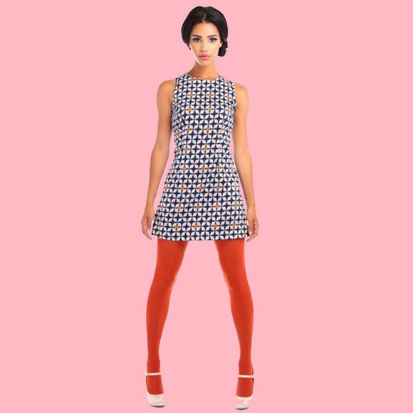 ❌SOLD OUT❌🌺Bright & Beautiful 60s Starburst Dress - Picture 2 of 4